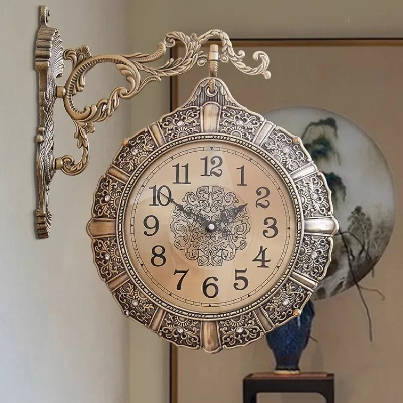 Luxury Lifestyle Aesthetic - Horloge murale rétro nordique pour salon,